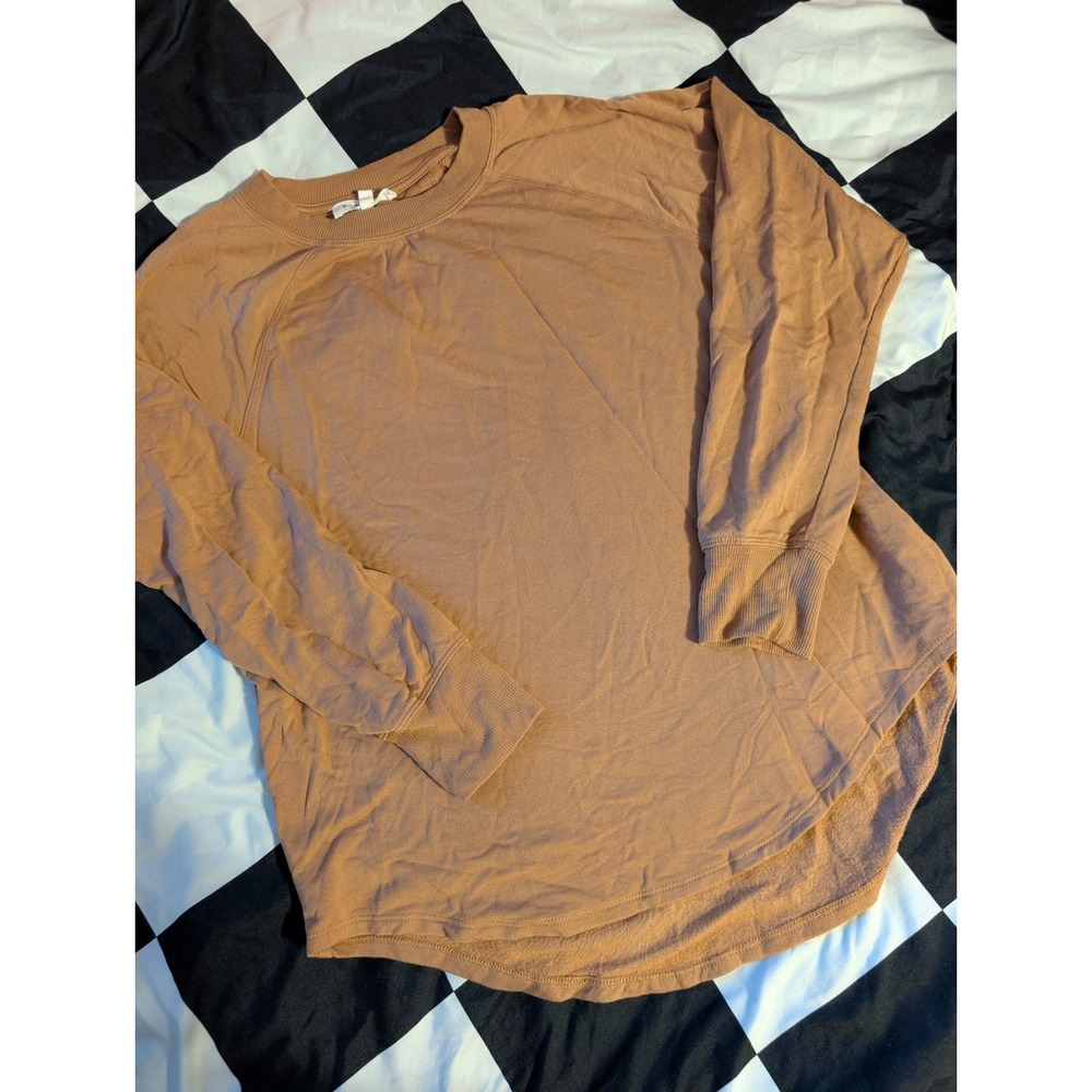 Women's Long Sleeve Crewneck Sweatshirt Oversized Fit Casual Comfort Top